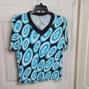Blue and Black Graphic V-Neck Short Sleeve Tee